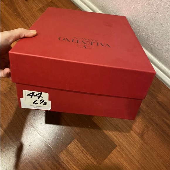 Valentino With Bow Black Patent Leather Platform Heels 36.5 - Picture 9 of 9